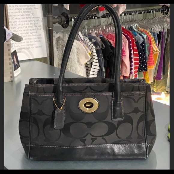 Coach - Picture 1 of 3